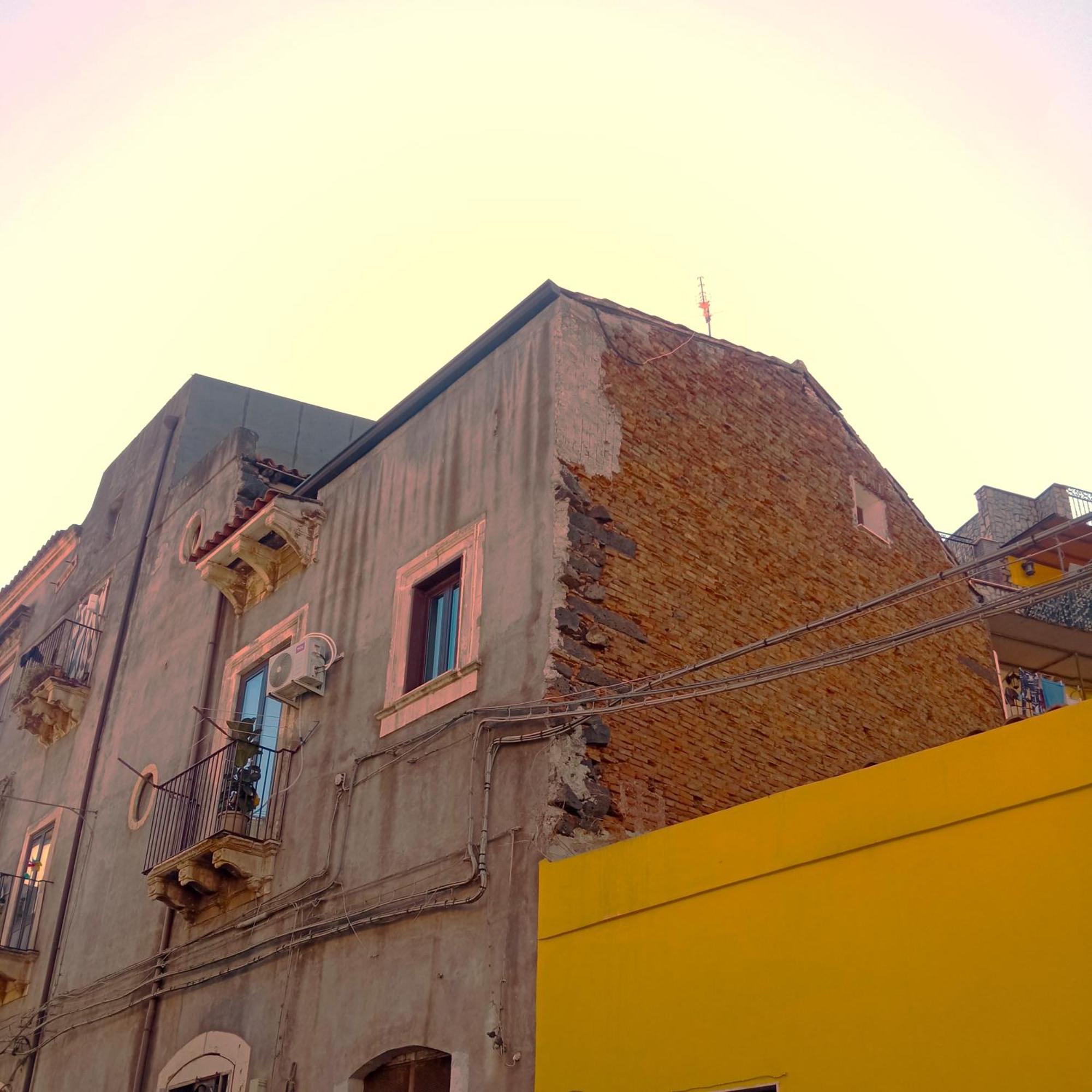 Fikus Apt Relax Castello Ursino Catania Exterior photo